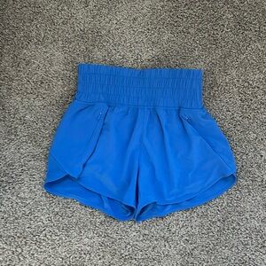 ARITZIA - TnAction TnaMOVE™ Endurance Short
XS, Cali Blue